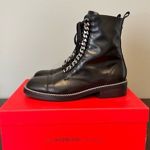 Wishbone black leather boots with silver metal details